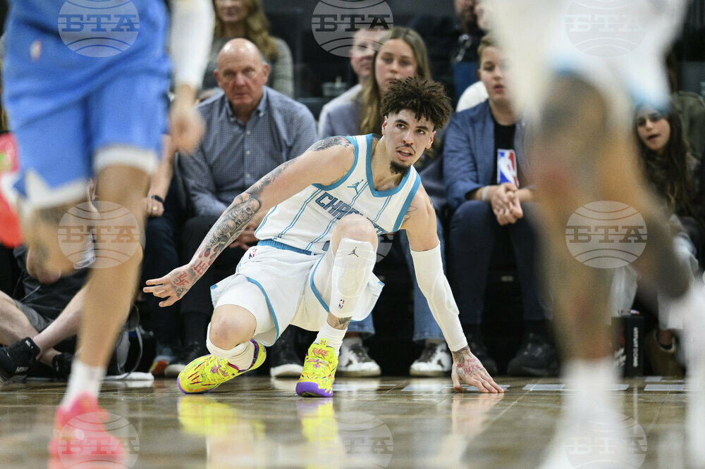 Hornets Clippers Basketball