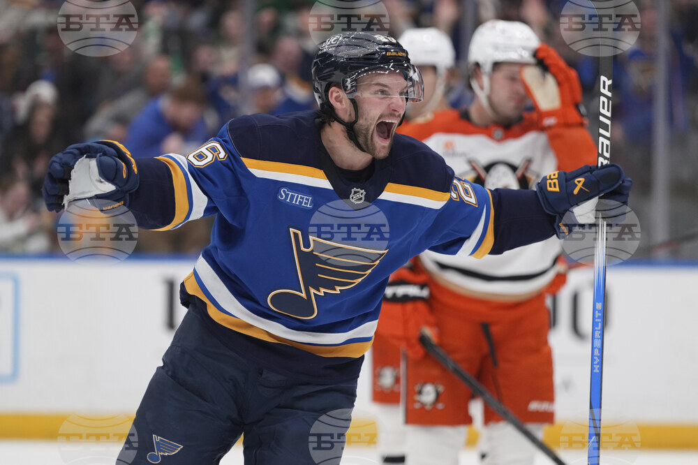 Сейнт Луис отбеляза седем гола срещу Анахайм в Националната хокейна лига