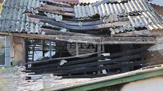 Над 10 служители на Службата за публични приходи на Северна Македония са арестувани по разследване, свързано с пожара през март в Кочани