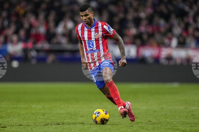 Левият бранител на Атлетико (Мадрид) Рейналдо Мандава премина със свободен трансфер в Съндърланд