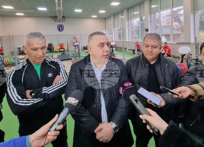 Предстои ремонт на фасадата на залата за вдигане на тежести "Норайр Нурикян" в Сливен