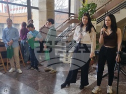 Търговище - изложба - ученически графики