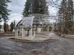 Троян - Национално училище за приложни изкуства „Проф. Венко Колев“ - обновен парк