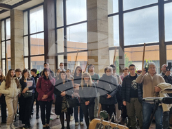 Търговище - изложба - ученически графики