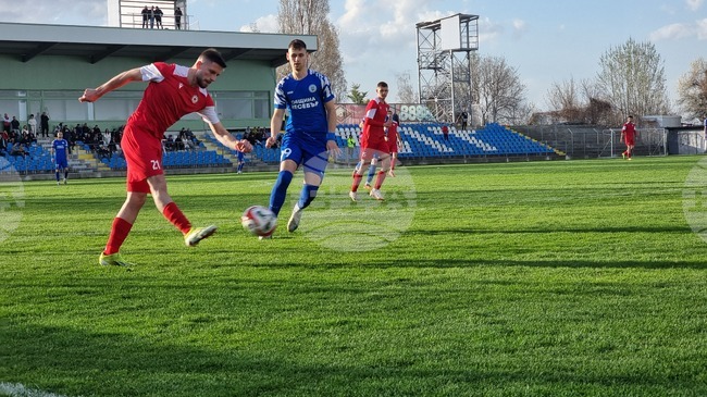 Марек (Дупница) завърши наравно с девет от ЦСКА II в среща от 10-ия кръг на Втора лига