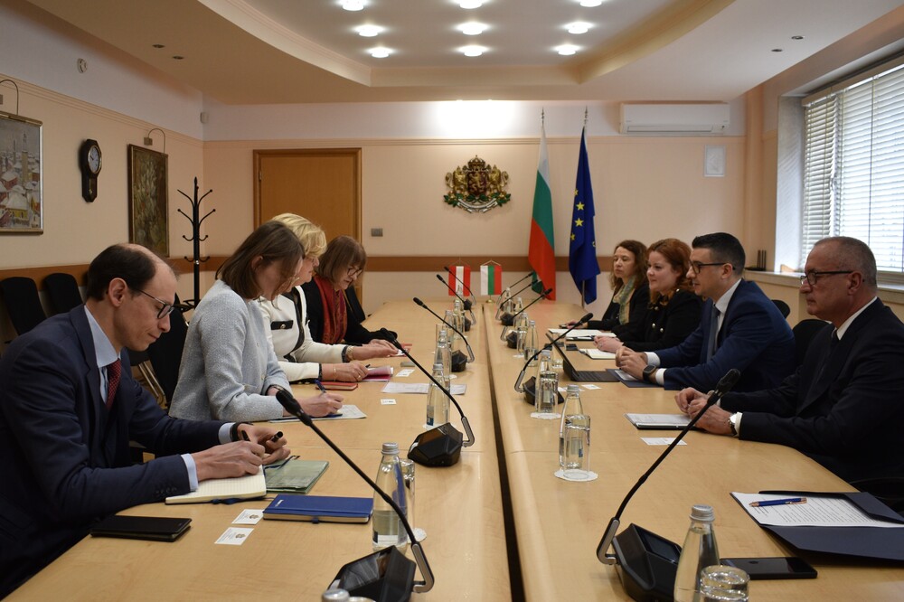 Министър Дилов: Отдаваме приоритетно значение на партньорството с Австрия