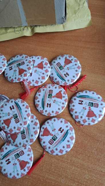 Български ученици от Виена изпратиха мартеници на свои приятели в София