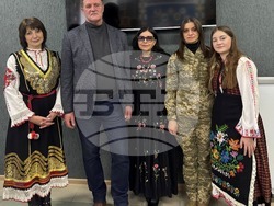 Моменти от организирания майсторски клас "Честита Баба Марта" в гр. Тернопол. Снимки: фейсбук страница на проф. Микола Бармак, Тернополски НПУ "Володимир Гнатюк"