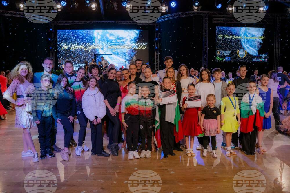 Българските състезатели по спортни танци завоюваха медали на Световното първенство и на международен турнир в Италия