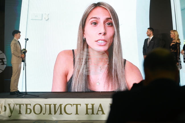 Якуб Пьотровски стана най-добър чужденец в България за втори път, заедно с Годиун Коялипу, Евдокия Попадинова е №1 при жените