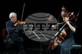 Русе - Мартенски музикални дни - Гидон Кремер трио