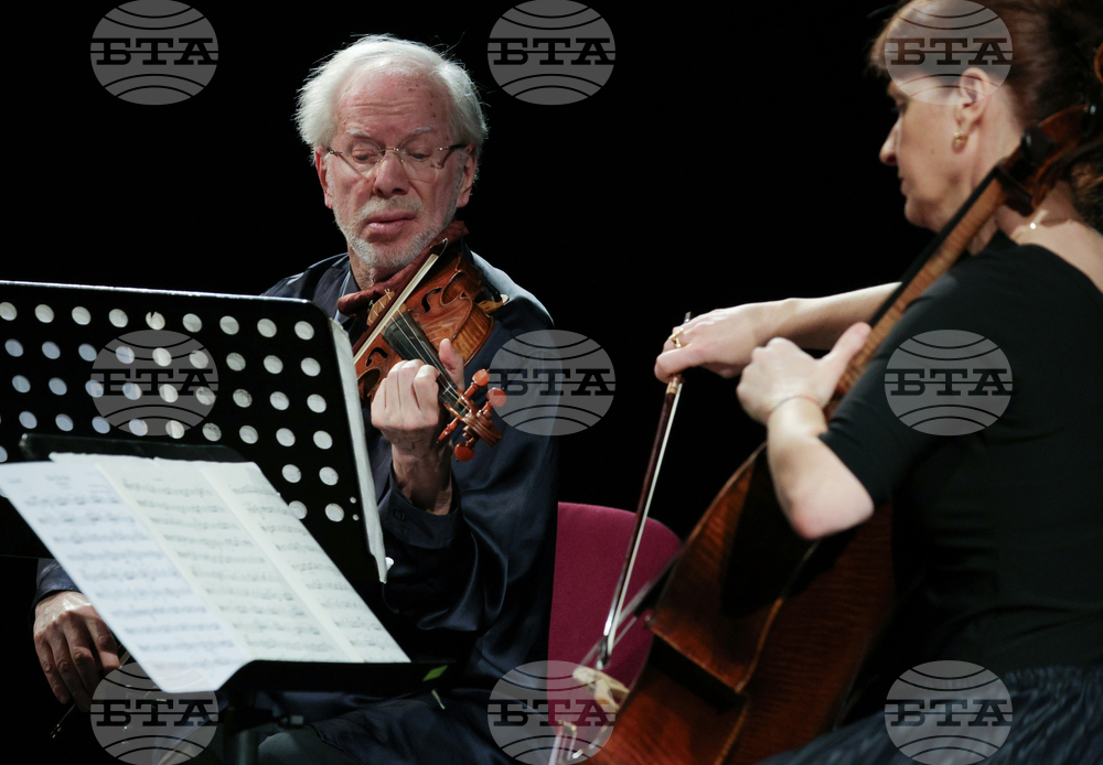 Русе - Мартенски музикални дни - Гидон Кремер трио