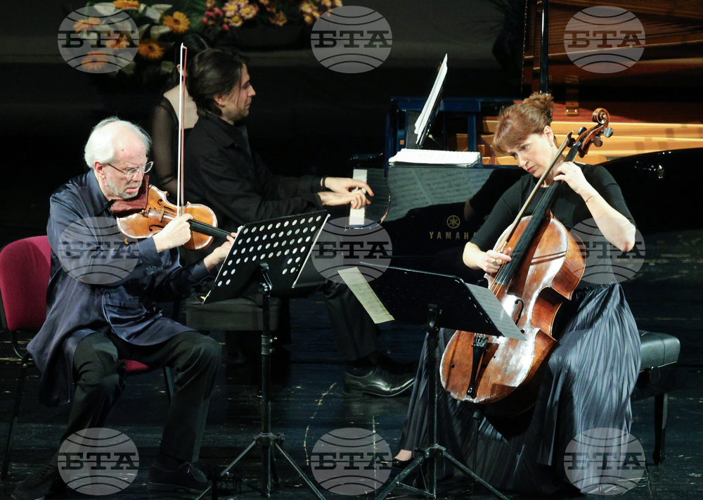 Русе - Мартенски музикални дни - Гидон Кремер трио