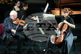 Русе - Мартенски музикални дни - Гидон Кремер трио