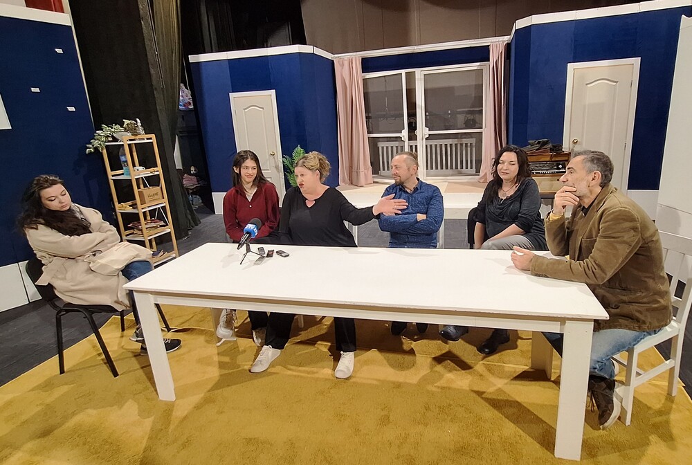 Драматичен театър „Борис Луканов“ – Ловеч: Комедията "Брачен договор" в Ловеч е за любовта 