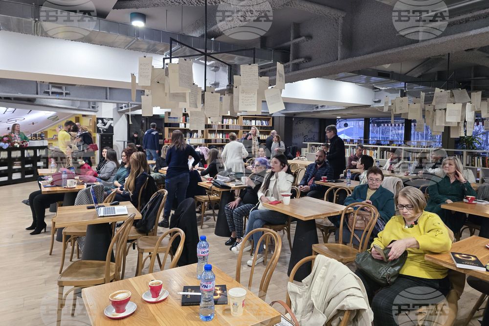 Клуб „Перото" - Виолета Янушева - книга - представяне