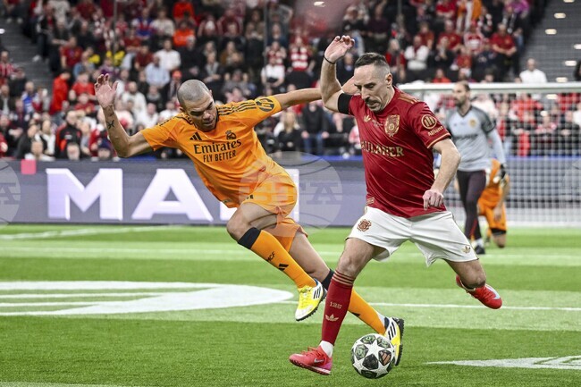 Името на бившия футболист на Байерн Мюнхен Франк Рибери се появи в "досиетата Епстийн"