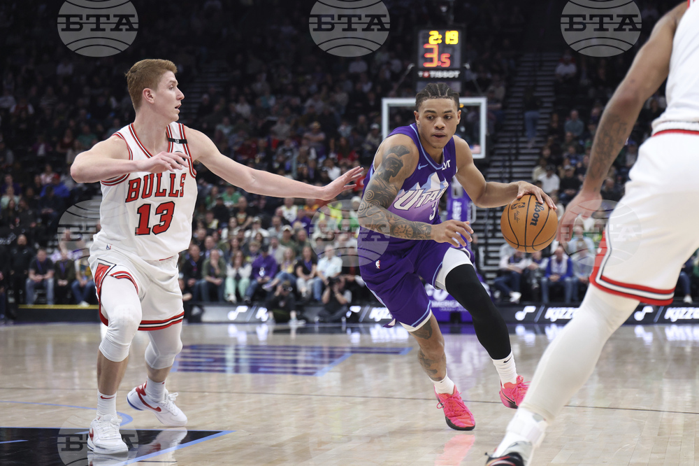 Bulls Jazz Basketball
