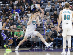 Grizzlies Kings Basketball