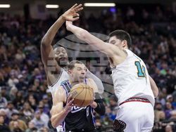 Grizzlies Kings Basketball