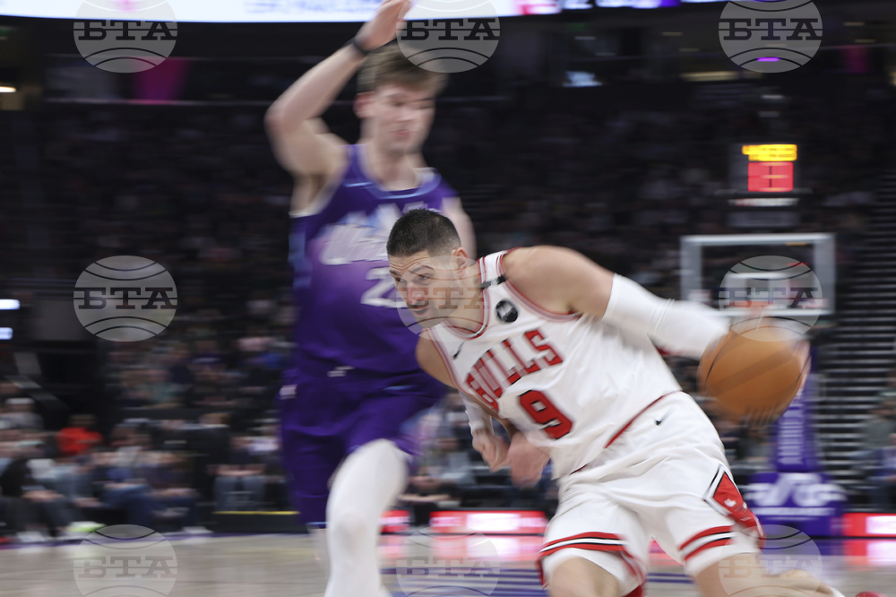 Bulls Jazz Basketball