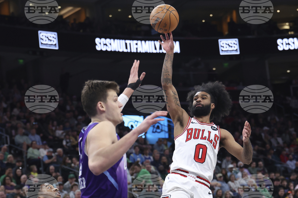 Bulls Jazz Basketball