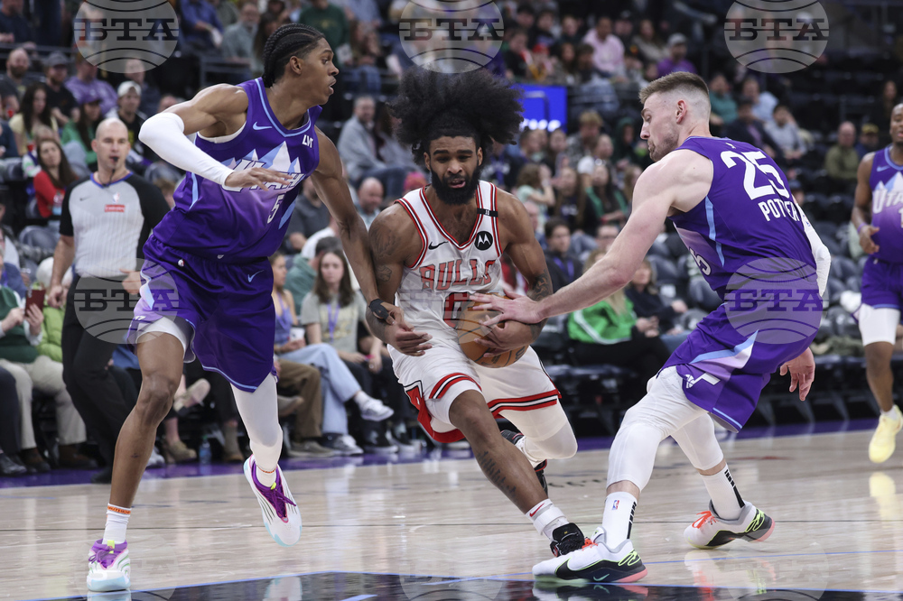 Bulls Jazz Basketball
