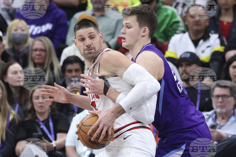 Bulls Jazz Basketball