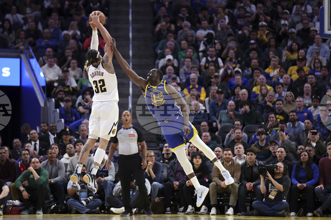 Арън Гордън вкара 38 точки за победа на Денвър Нъгетс срещу Голдън Стейт Уориърс