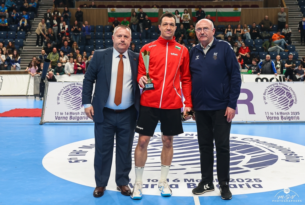 Президентът на Българската федерация по хандбал Росен Добрев: Това е пътят