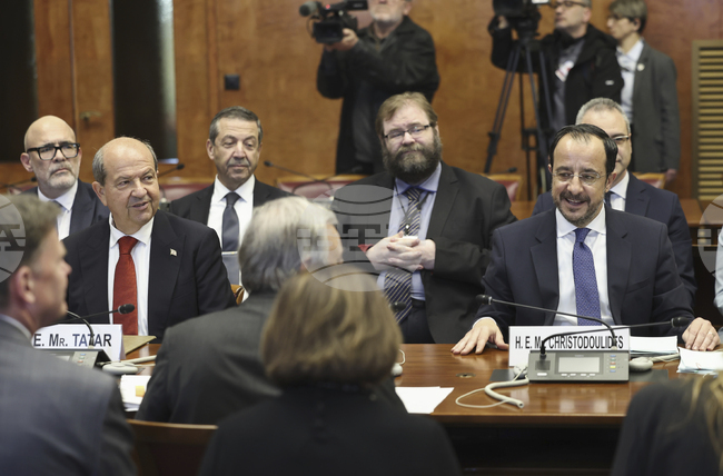 Надежди с привкус на съмнение оставя срещата по кипърския въпрос в Женева