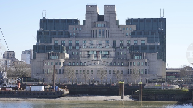 Великобритания е спряла да предоставя на САЩ разузнавателна информация за плавателни съдове в Карибско море