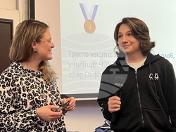 Ученици взеха участие в международния състезание на СофтУниада Тийнс