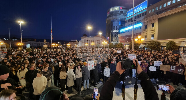 Северна Македония - Скопие - граждани - мълчаливо бдение - Кочани