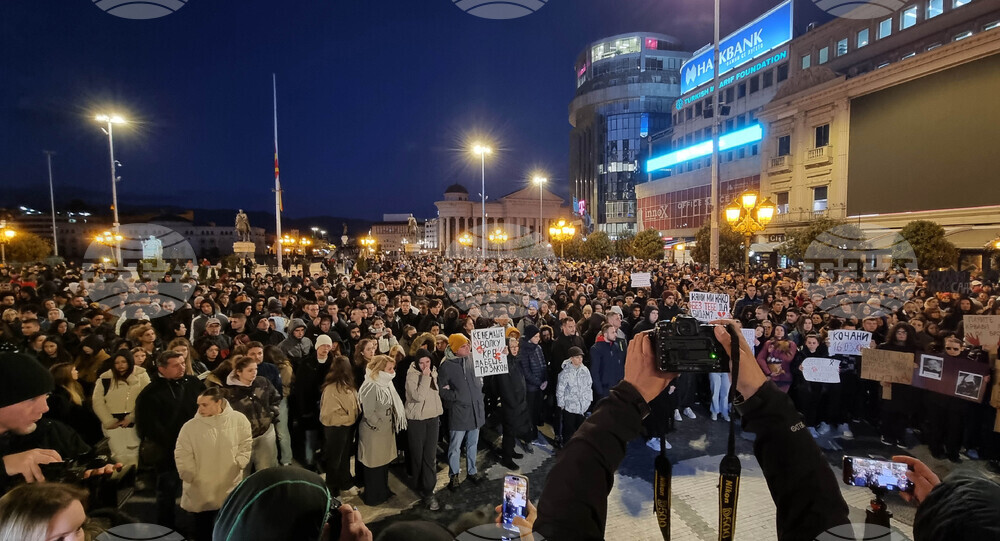 Северна Македония - Скопие - граждани - мълчаливо бдение - Кочани