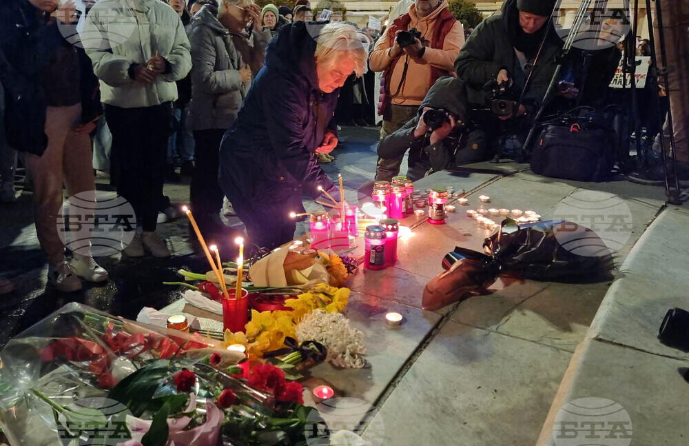 Северна Македония - Скопие - граждани - мълчаливо бдение - Кочани