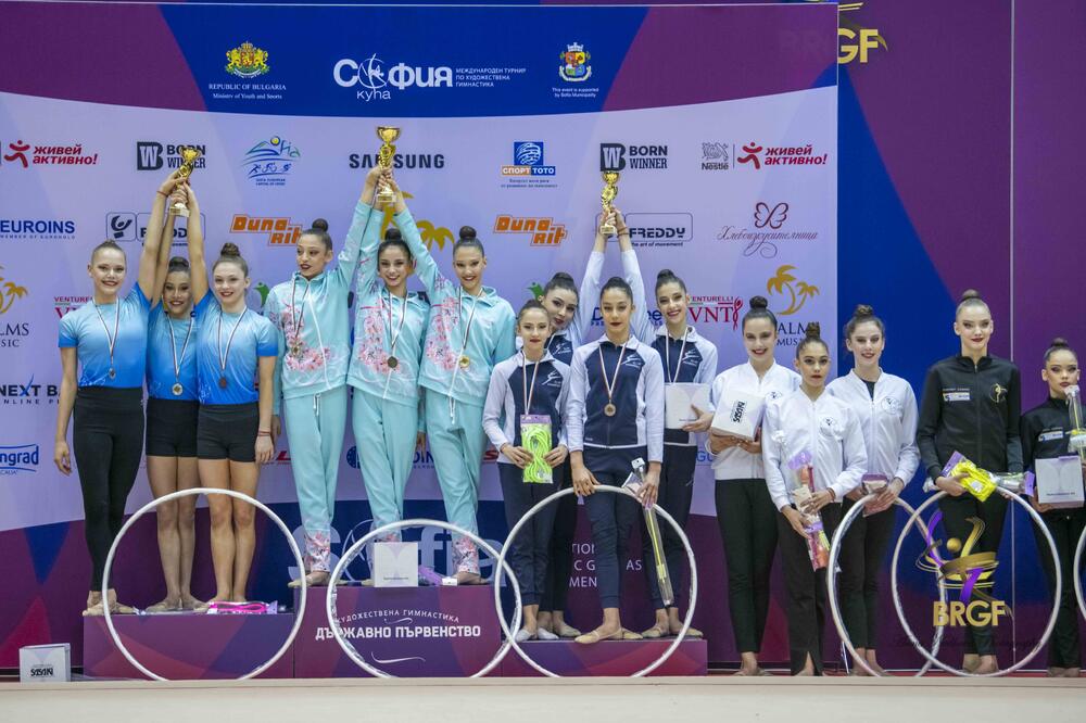 Тимът на София Спорт-2017 триумфира при девойки старша възраст на Държавното отборно първенство по художествена гимнастика