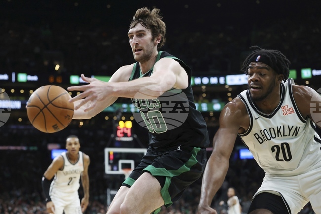 Клипърс се наложи над Кливланд в дербито на кръга в НБА, Бостън победи Бруклин