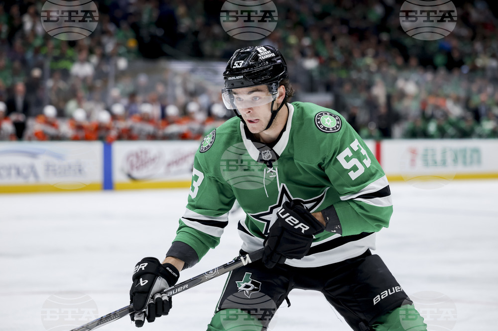 Уайът Джонстън вкара в пети пореден мач за Далас при победата над Сиатъл