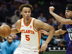 Hawks Hornets Basketball