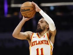 Hawks Hornets Basketball