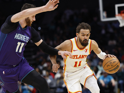 Hawks Hornets Basketball