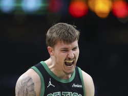 Nets Celtics Basektball