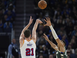 Bucks Warriors Basketball