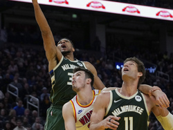 Bucks Warriors Basketball
