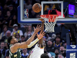 Bucks Warriors Basketball