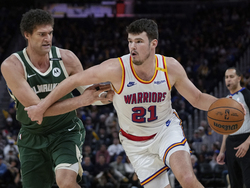 Bucks Warriors Basketball