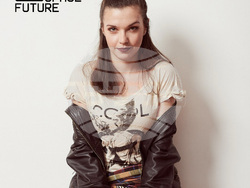 Артисти и учени се отправят на мисия в търсене на извънземен живот в спектакъла “Космосът на чудесата”, снимка – екип