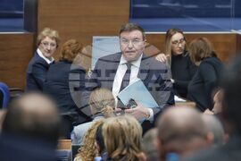 Парламент - заседание