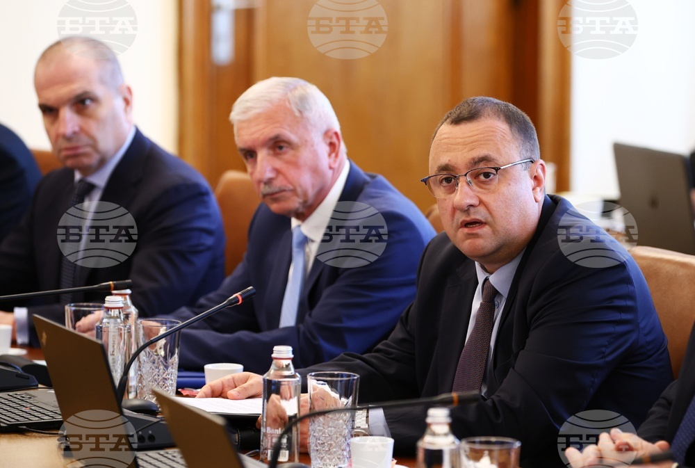 Целият процес по строителството на участъка на магистралата от Бяла до Велико Търново ще бъде абсолютно прозрачен, увери министър Иван Иванов